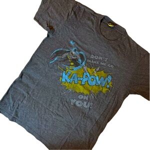 Warner Bros. Batman graphic tee Size adult Small